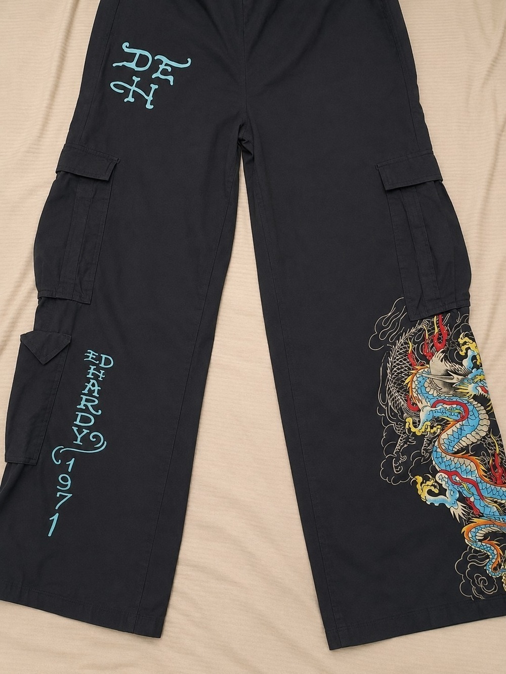 Hardy Black Dragon Cargo Pants Size Large Y2K Streetwear Tattoo Graphic Baggy